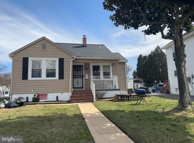 1907 Englewood Ave, Baltimore