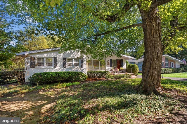 924 Cromwell Bridge Rd, Towson