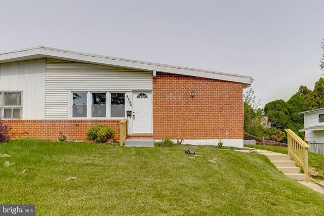 4604 Old Court Rd, Pikesville