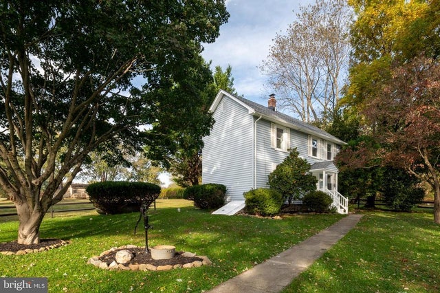 10628 Saint Paul Ave, Woodstock