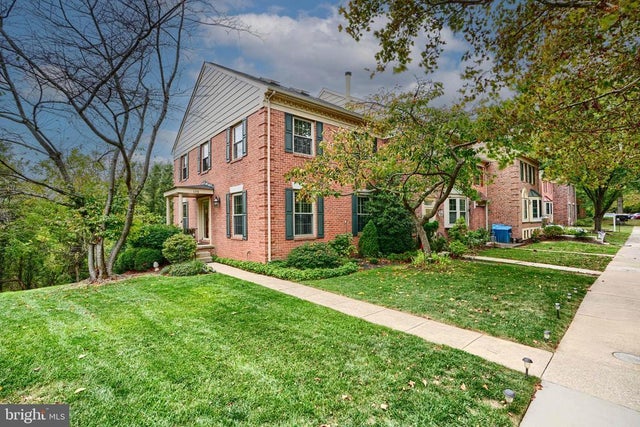 136 English Run Cir, Sparks Glencoe