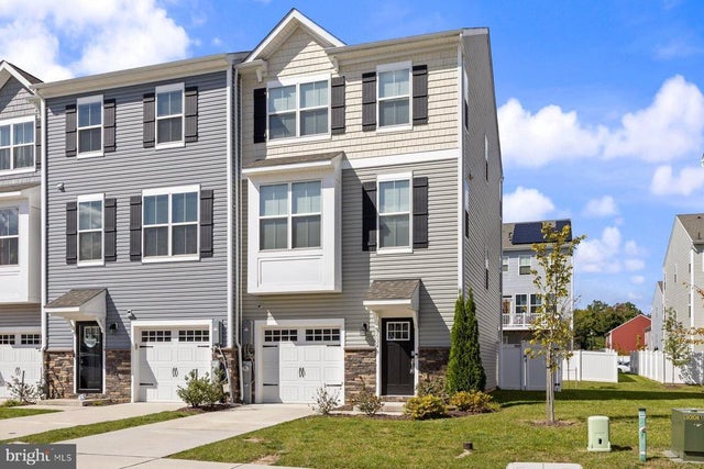 1534 Hudson View Rd, Essex