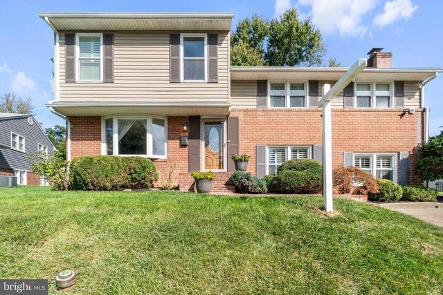 1902 Lismore Ln, Baltimore