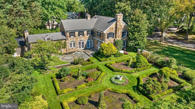 6316 Mossway Rd, Baltimore