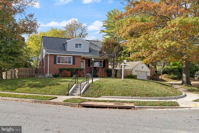 27 Edgemoor, Lutherville Timonium