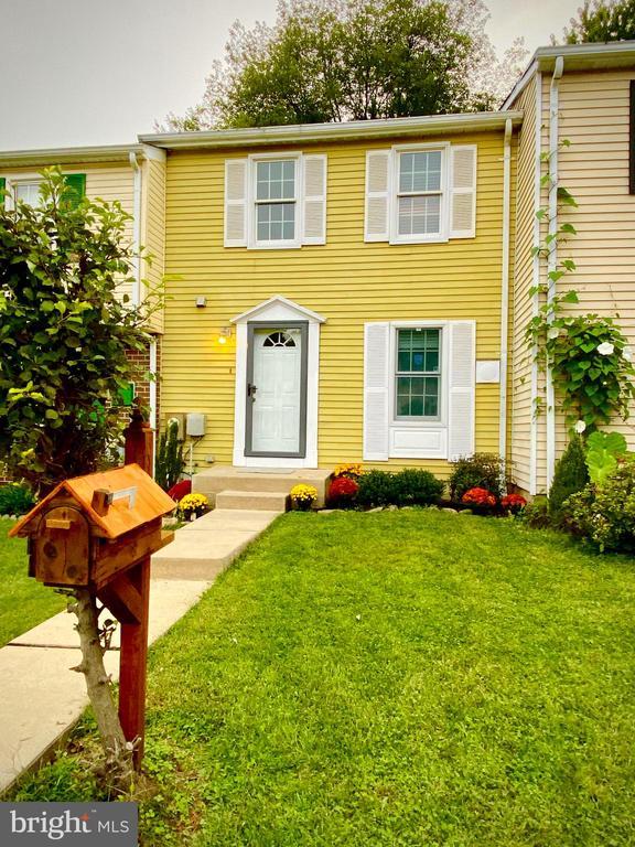 112 Hapsburg Ct, Parkville