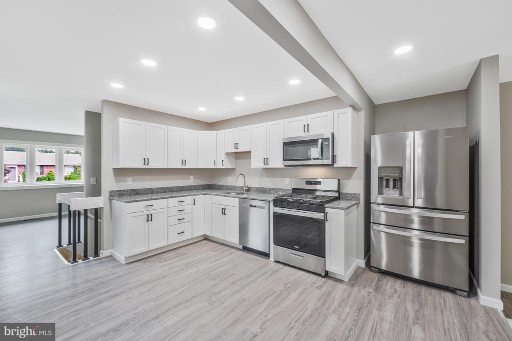 237 Candytuft Rd, REISTERSTOWN