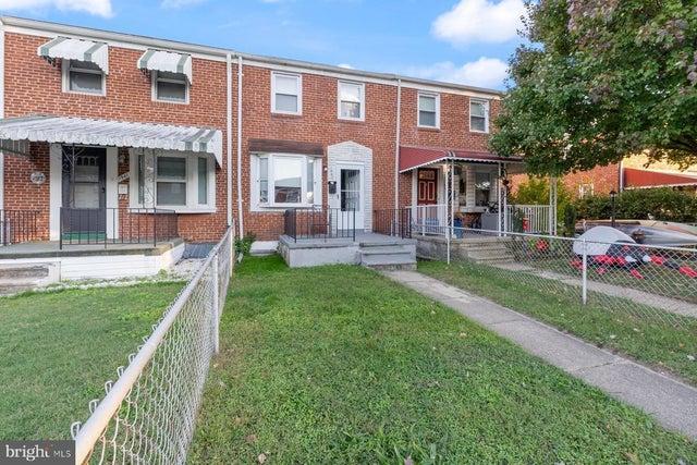 1943 Dineen Dr, Dundalk