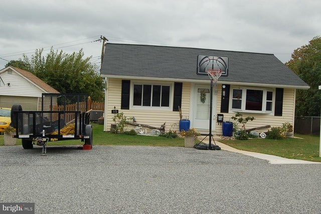 15 Gyro Dr, Baltimore