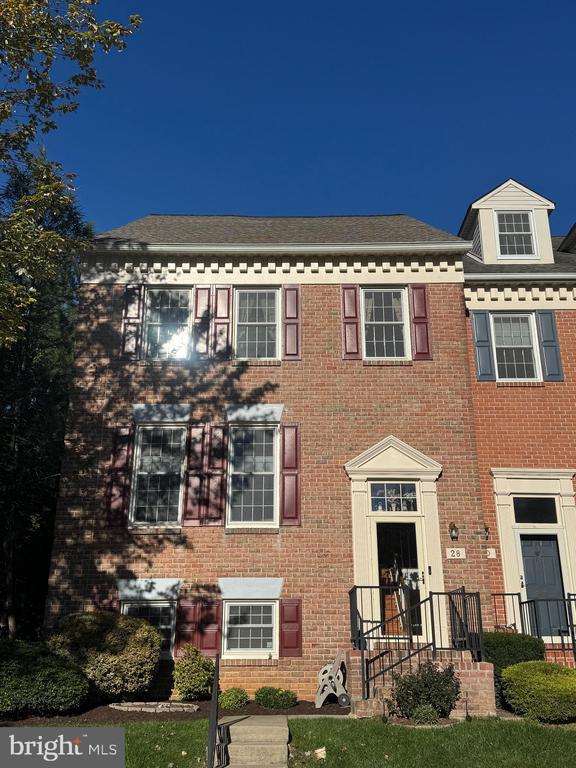 28 Alderman Ct, Lutherville Timonium