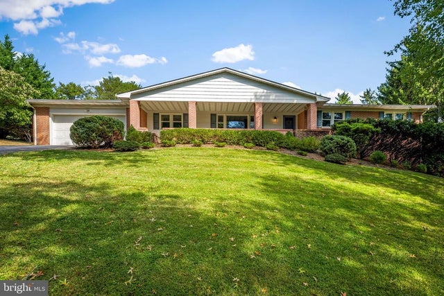 2201 Westridge Rd, Lutherville Timonium