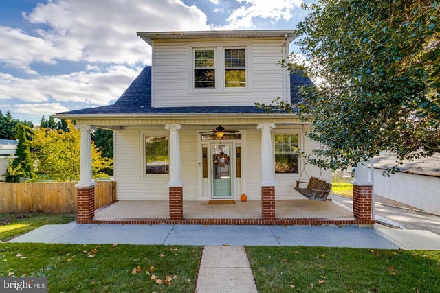 1329 Pine Grove Ave, Rosedale