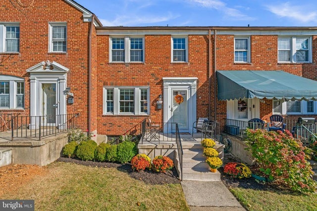 321 Stratford Rd, Baltimore