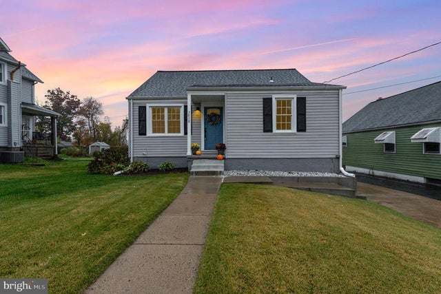 3010 California Ave, Parkville