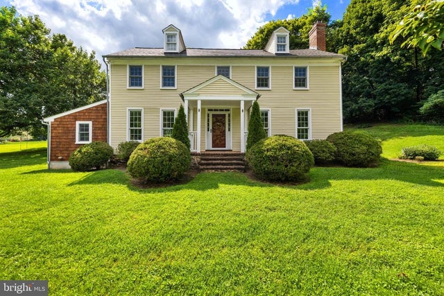 2212 River Bend Ct, WHITE HALL