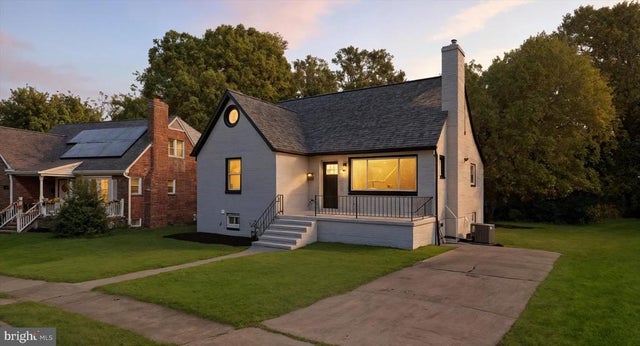 711 West Hills Pkwy, Baltimore