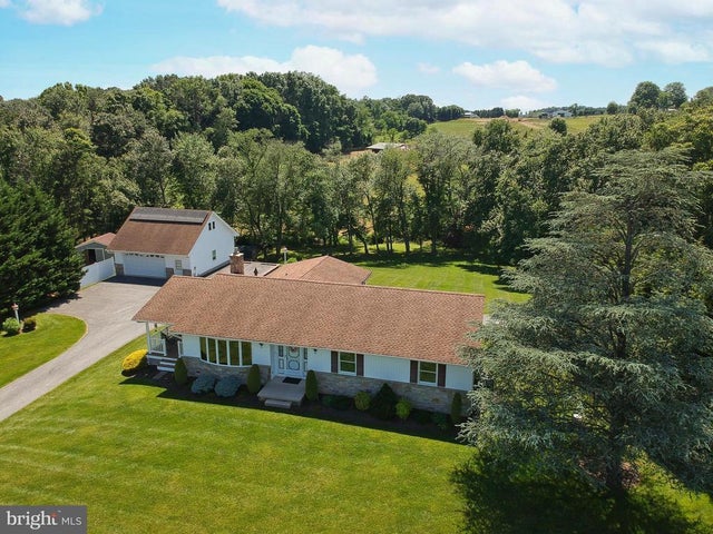 18906 Falls Rd, Hampstead