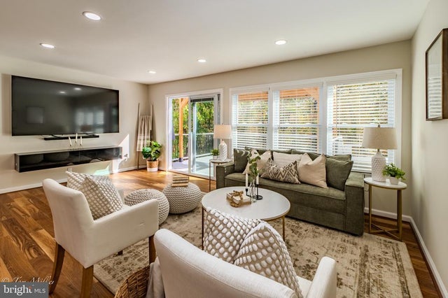 9544 Gunhill Cir, Nottingham