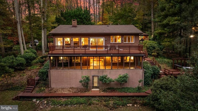 1106 High Country Rd, Towson