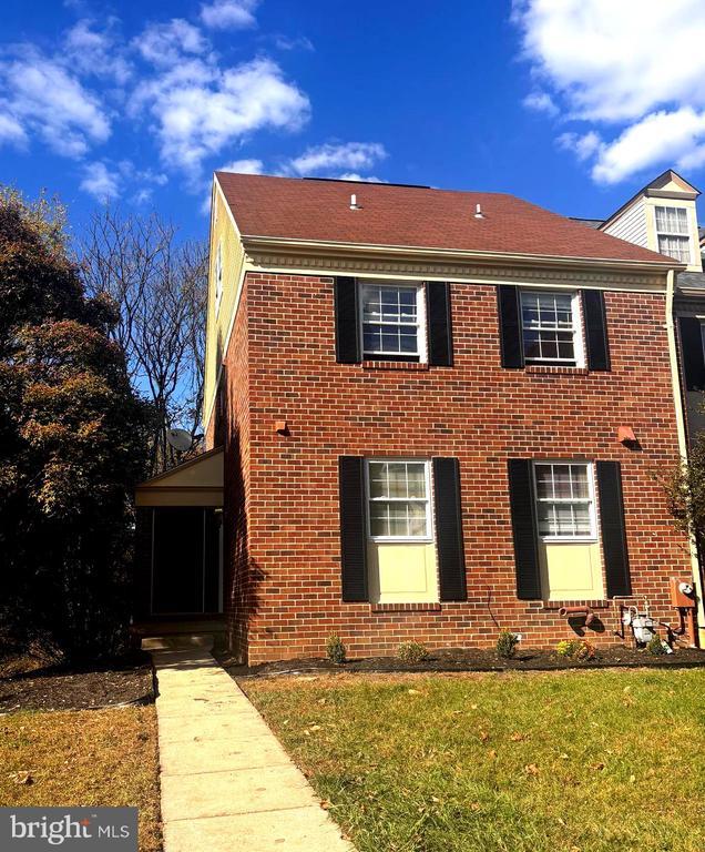 24 Merrion Ct, Lutherville Timonium