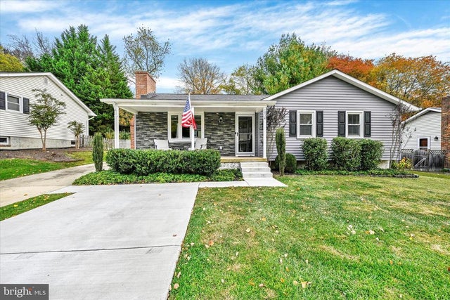 1034 Saxon Hill Dr, Cockeysville