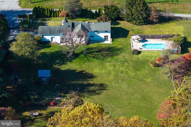 13801 Manor Rd, Baldwin