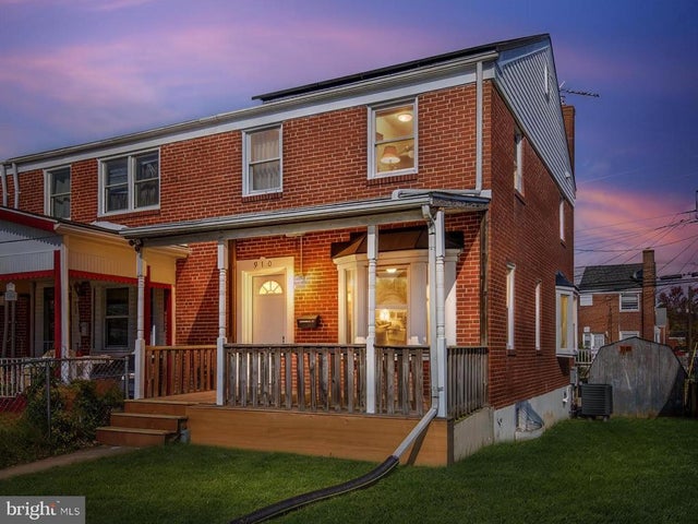 910 N Marlyn Ave, Baltimore