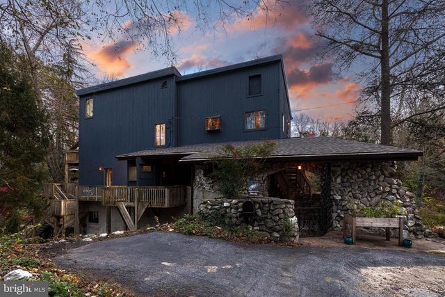 9919 Finney Dr, Parkville