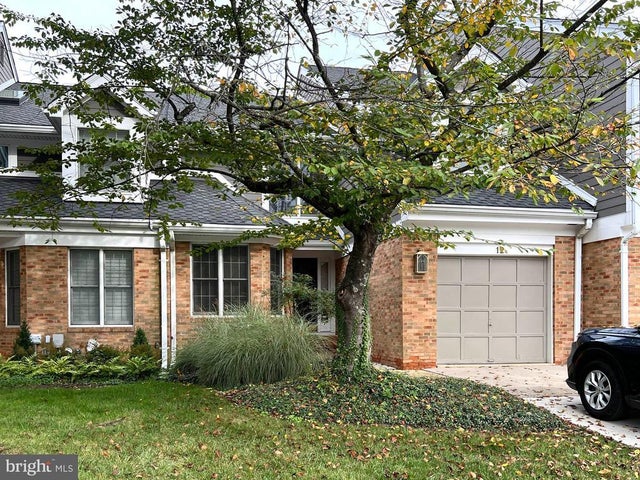 12 River Oaks Cir, Baltimore