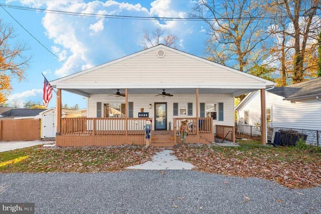 1306 Third Rd, Middle River