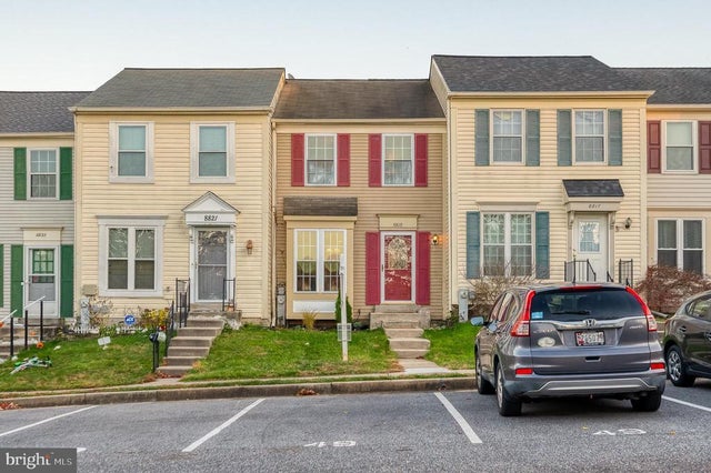 8819 Green Needle, Baltimore