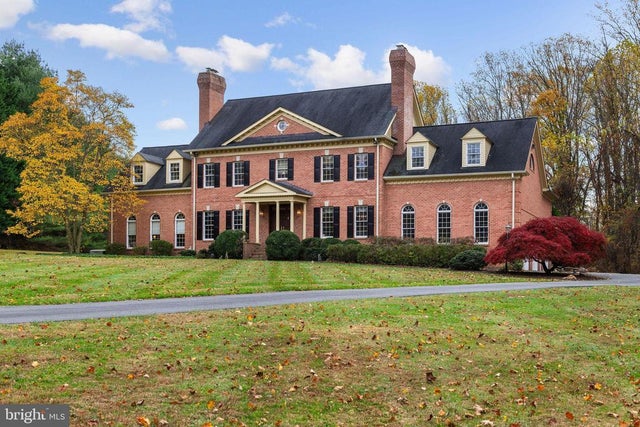 11 Glenberry Ct, Phoenix