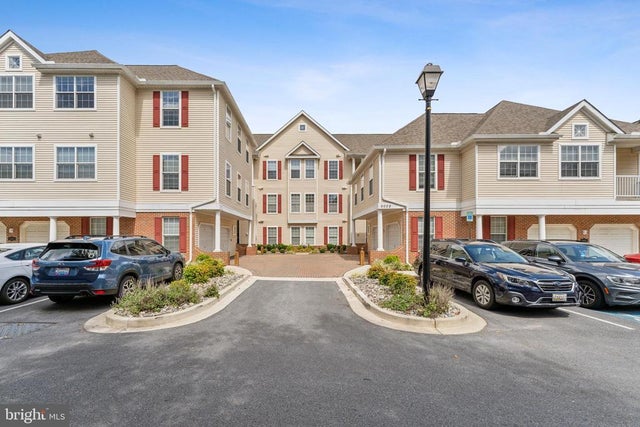5002 Hollington Dr #301, Owings Mills