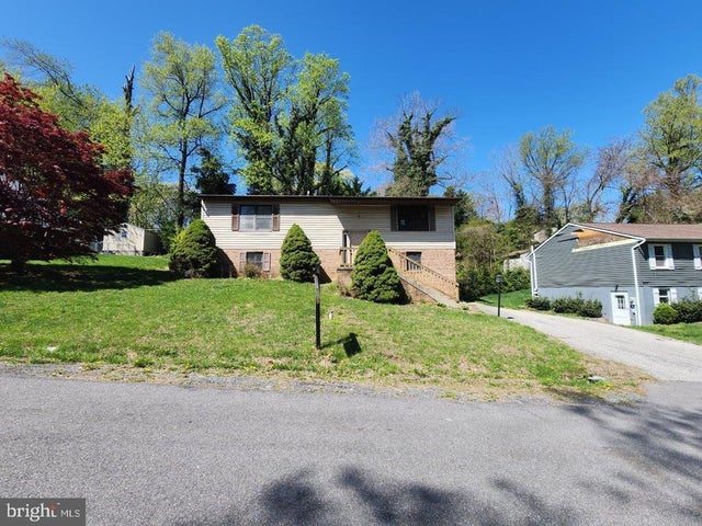 6212 8th St, Chesapeake Beach