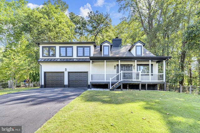 1247 White Sands Dr, Lusby