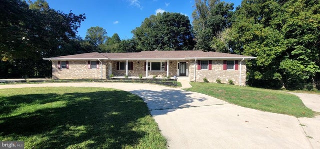 12740 Springfield Ct, Dunkirk