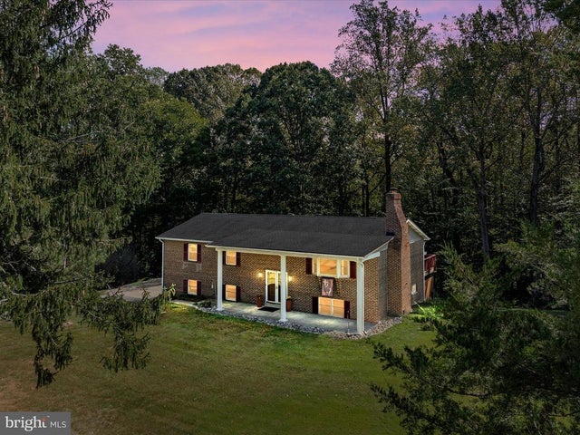 1920 Aberdeen Dr, Dunkirk