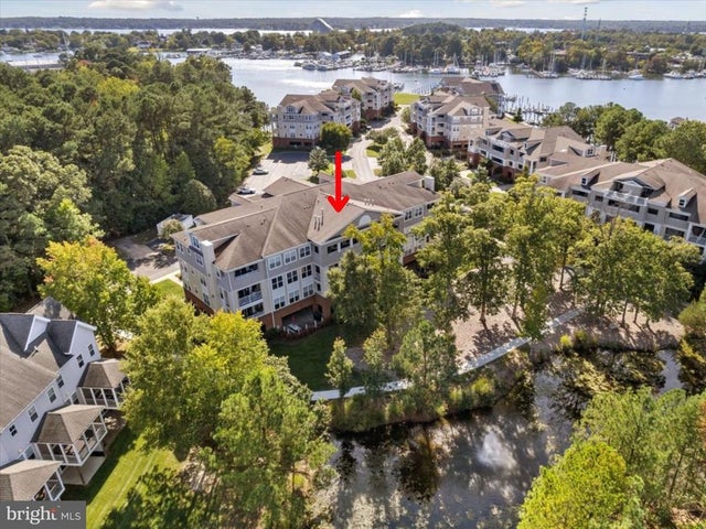 322 Oyster Bay Pl #303, Solomons