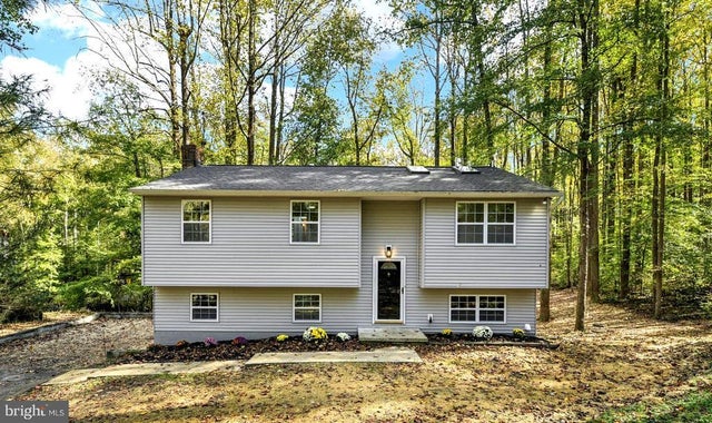 8815 Falling Leaf Dr, Owings