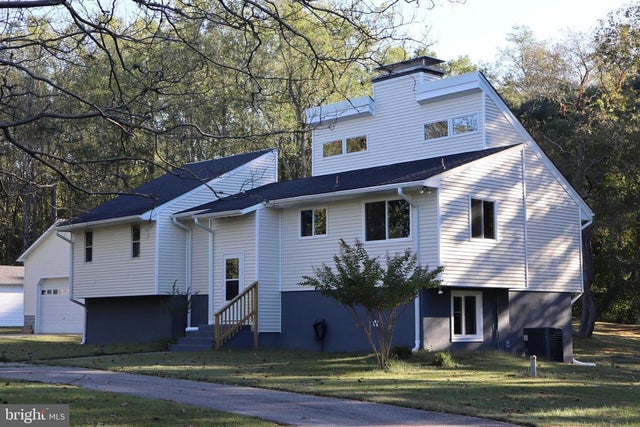 5540 Wells Cove Dr, St Leonard