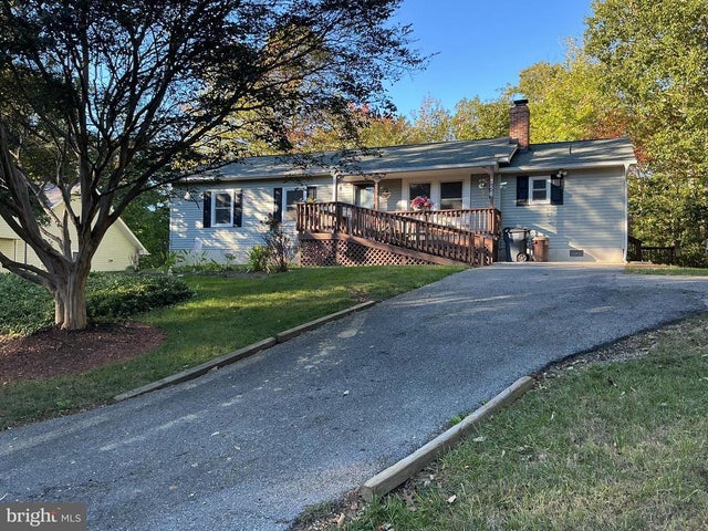 356 Clubhouse, Lusby