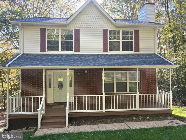 513 Bridle Ct, Lusby