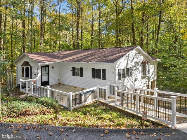 3671 Dory Brooks Rd, Chesapeake Beach