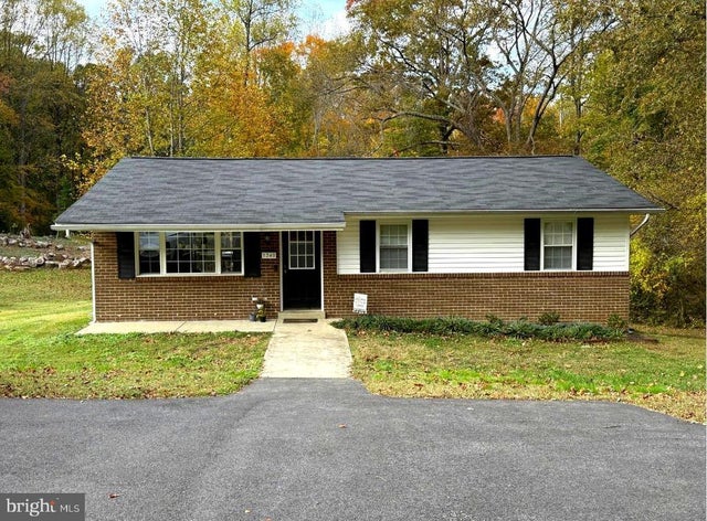 1340 Wilson Rd, Huntingtown