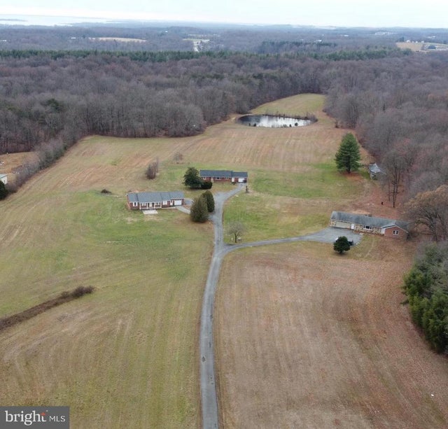 77 Mimosa Ln, ELKTON