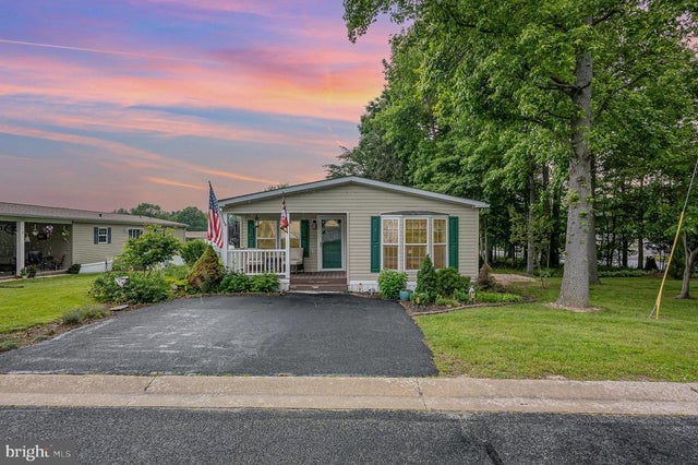 1 Robin Hood Dr, Elkton