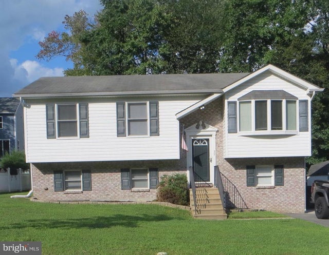 35 Catalpa Dr, North East