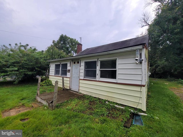 115 2nd St, North East