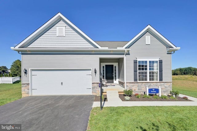 1003 Fred Dr, North East