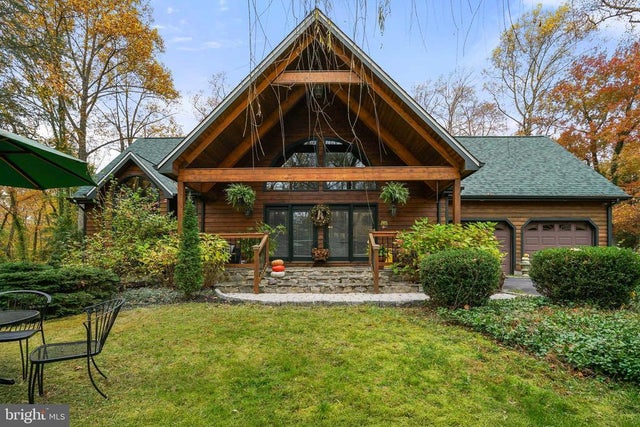 477 Hances Point Rd, North East